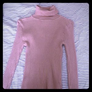 Light pink ribbed turtle neck